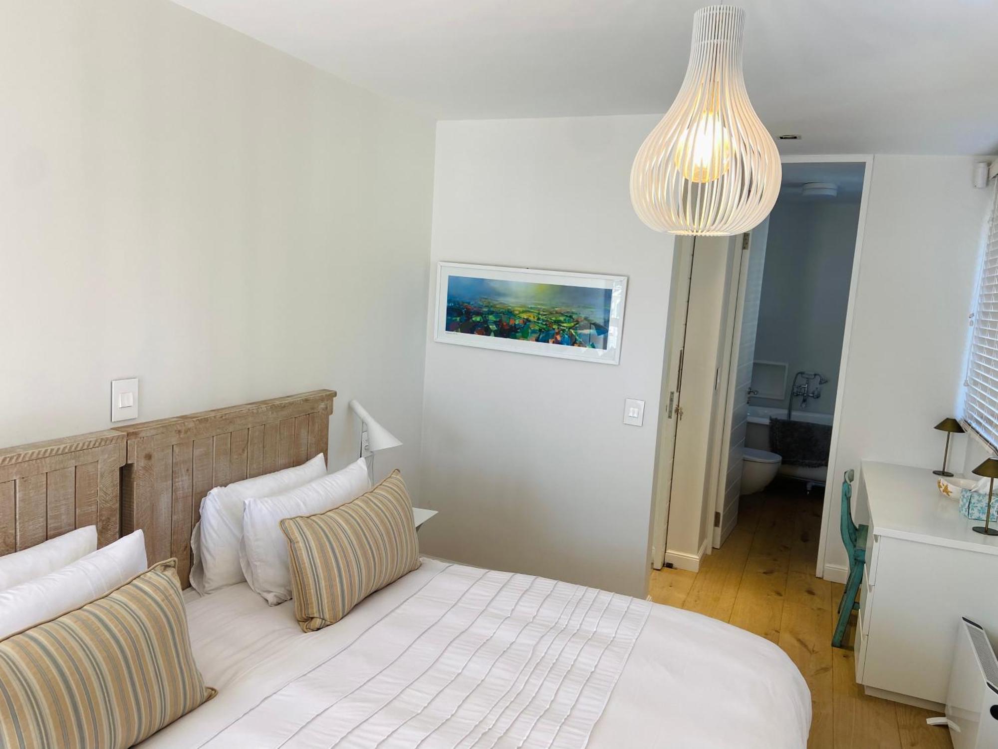 Moonshine - Two Bedroom House With Inverter Fokváros Kültér fotó